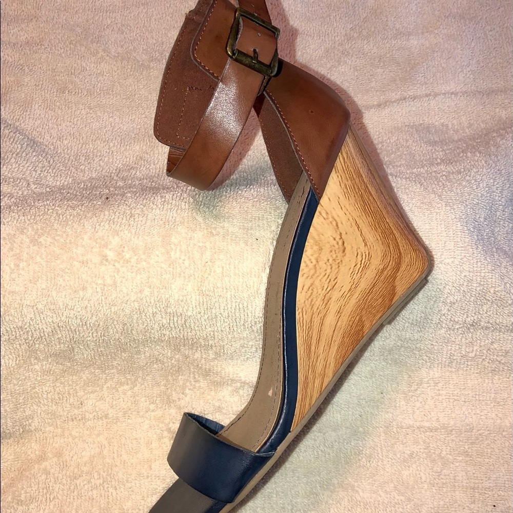 Kenneth Cole Reaction Wedge Sandals